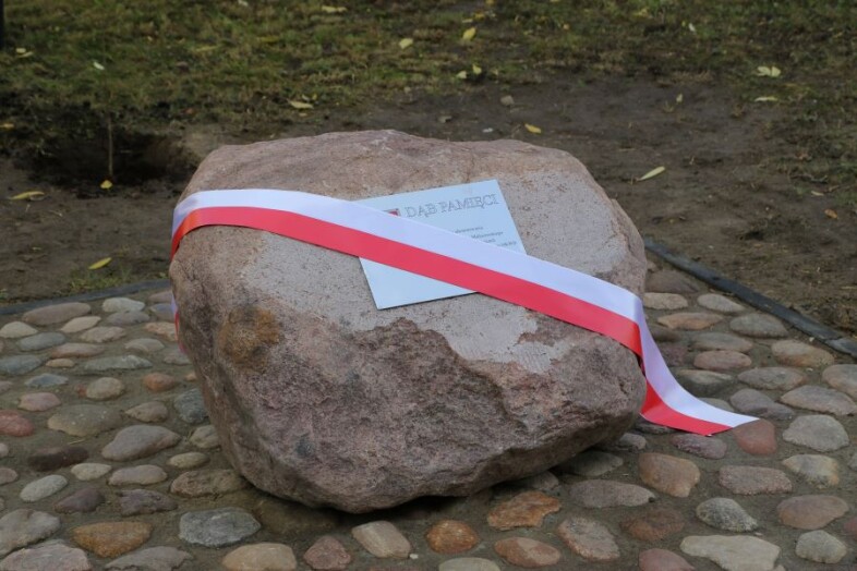 Kamień upamiętniający Bolesława Maliszewskiego